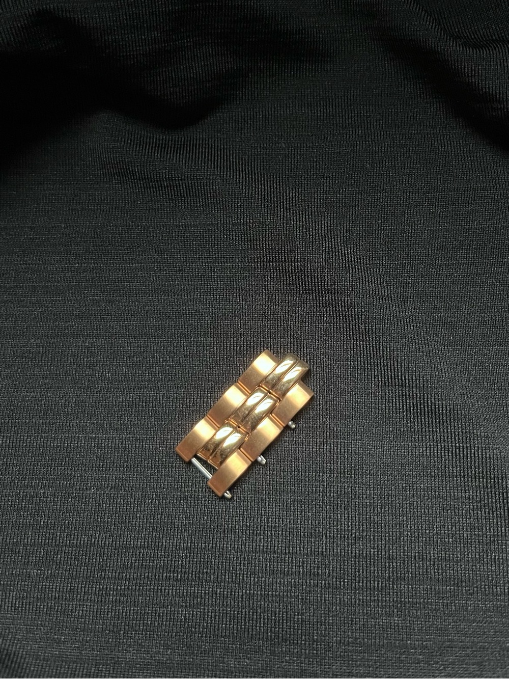 Tissot T-Classic Women's Rose Gold PVD Watch T101.010.33.451.00 w/ Box - Picture 8 of 8